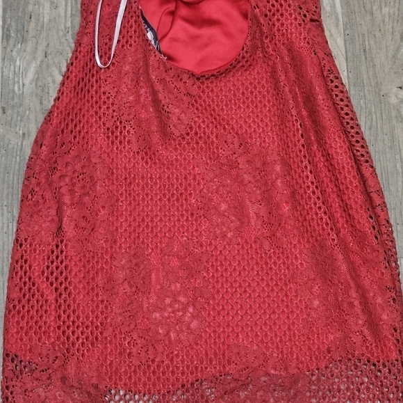 Lovers + Friends with lace overlay size xs - Picture 12 of 15